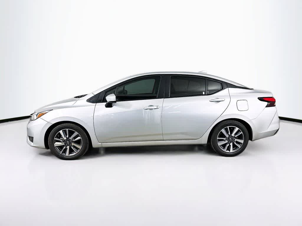 2023 Nissan Versa SV