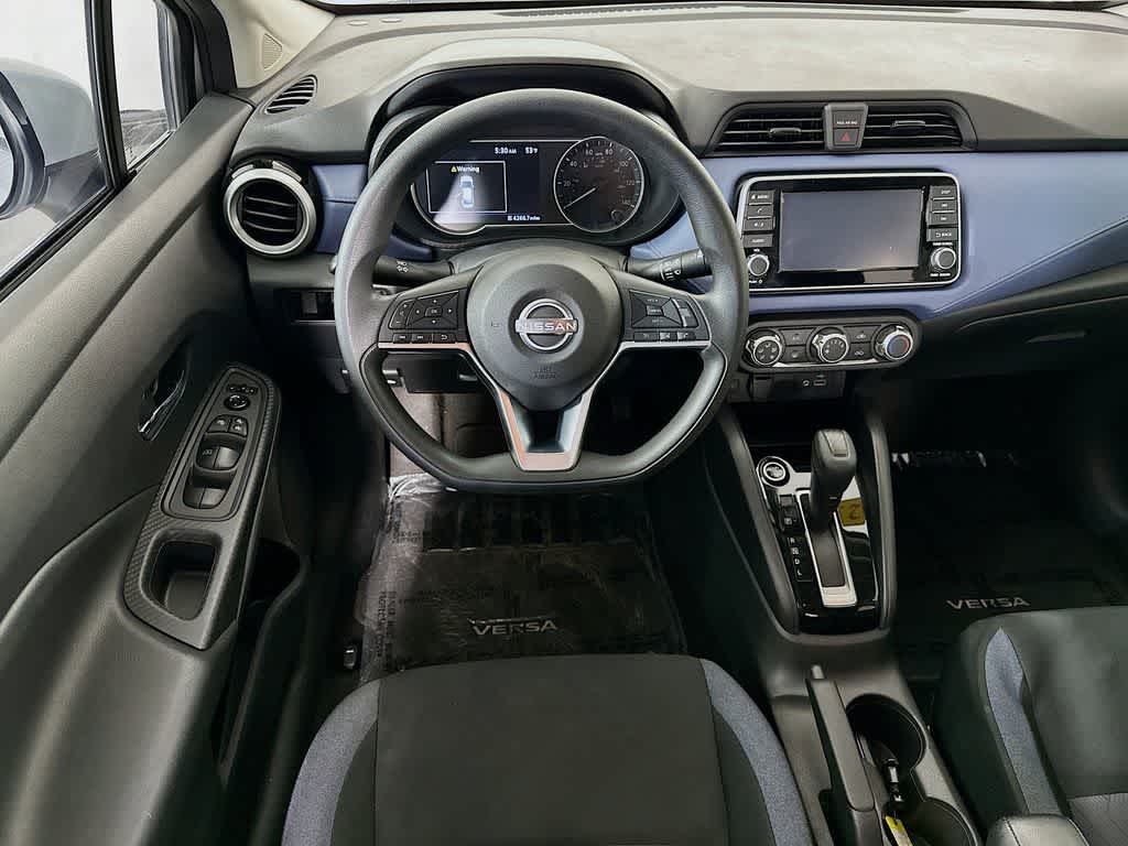 2023 Nissan Versa SV