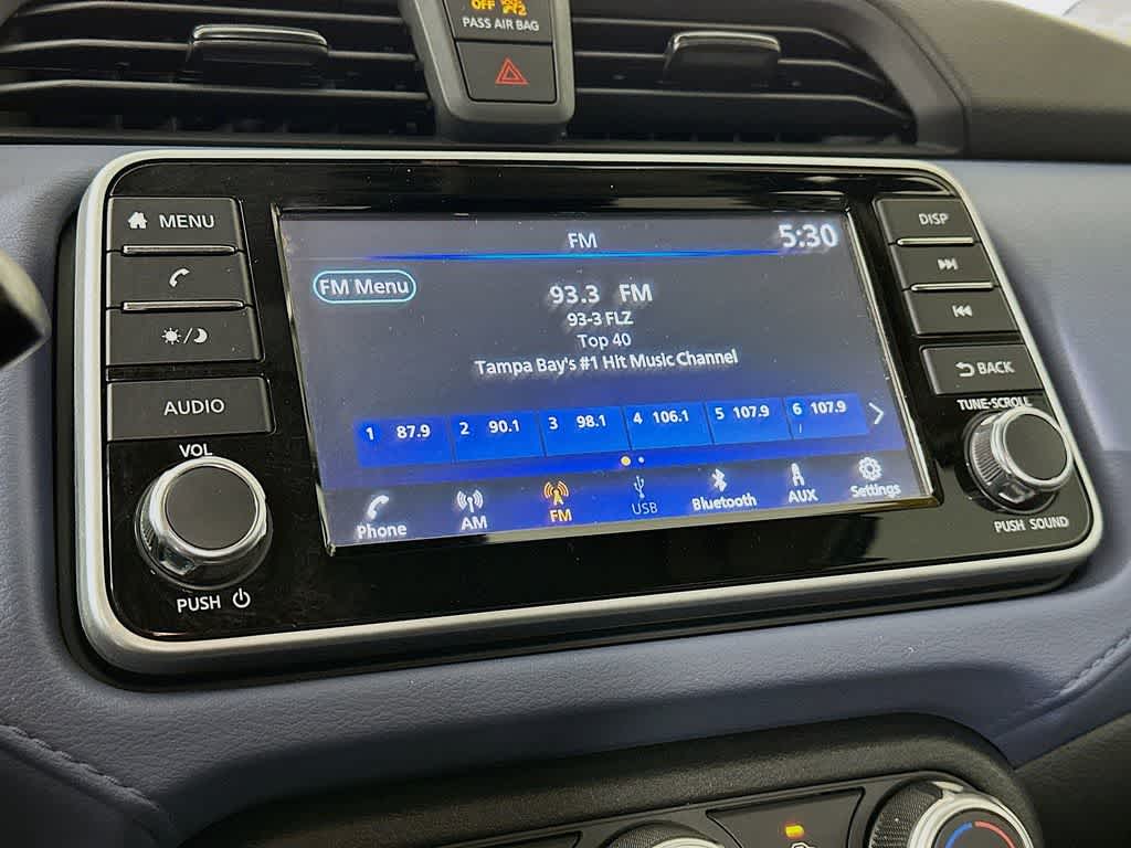 2023 Nissan Versa SV