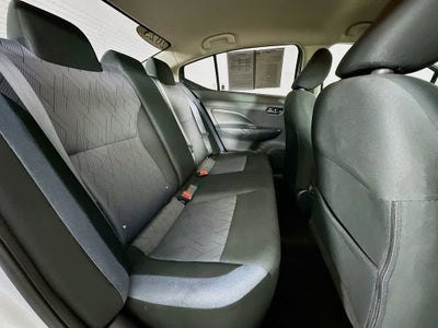 2023 Nissan Versa SV