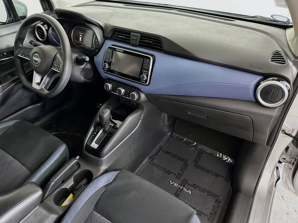 2023 Nissan Versa SV