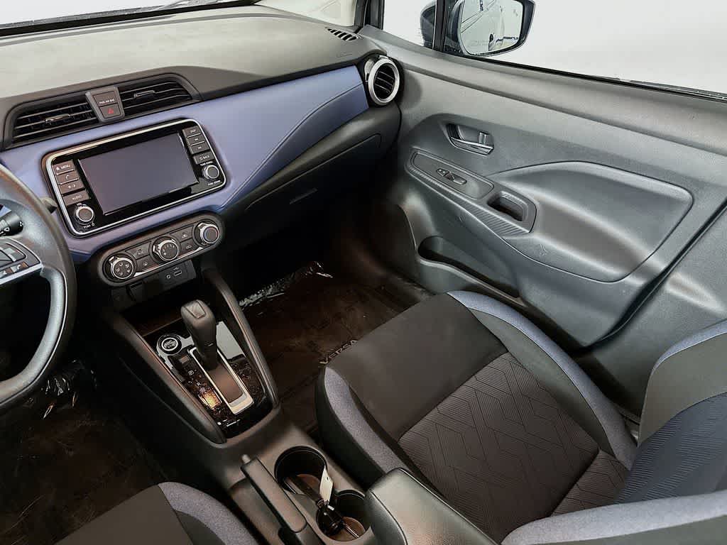 2023 Nissan Versa SV
