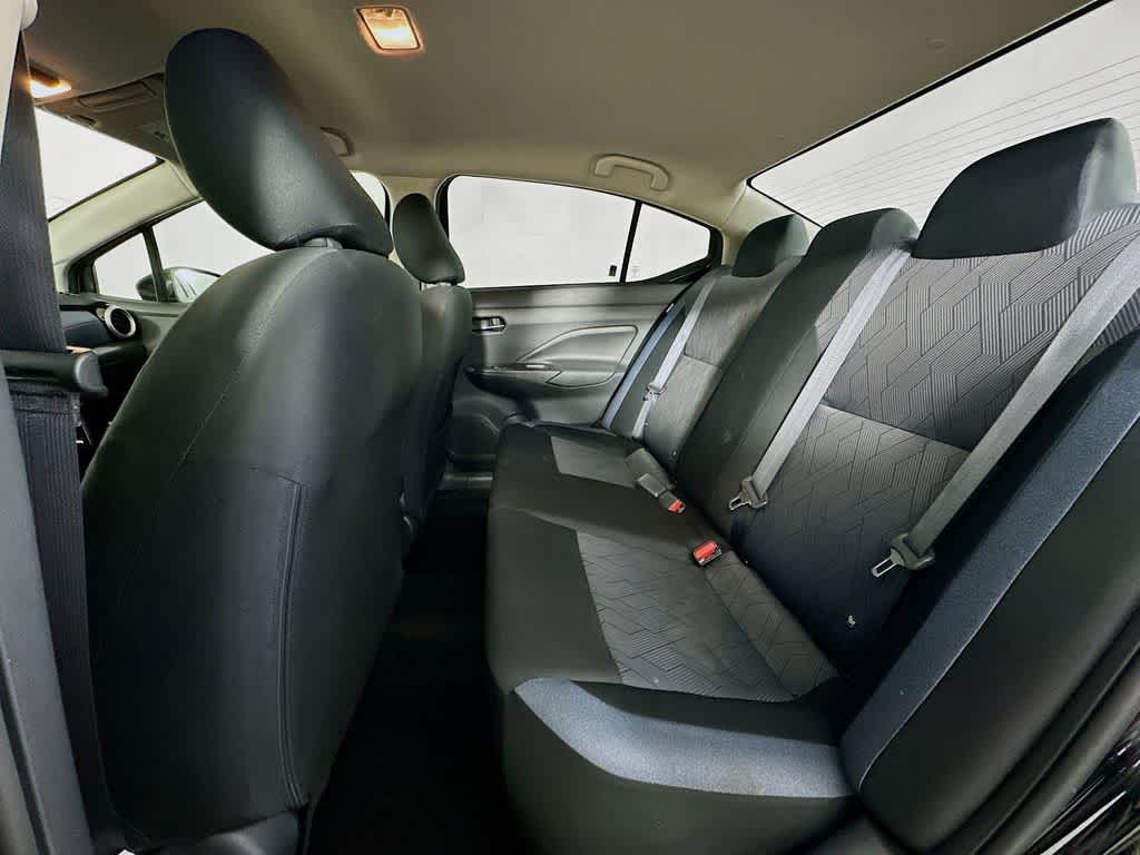 2023 Nissan Versa SV