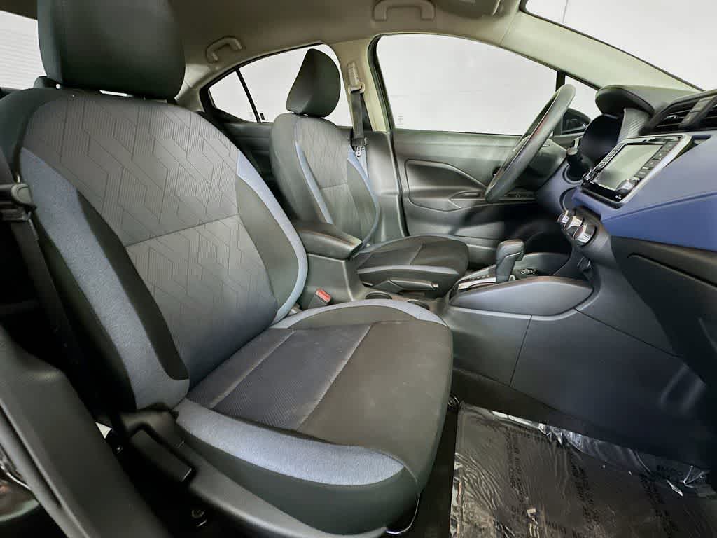 2023 Nissan Versa SV