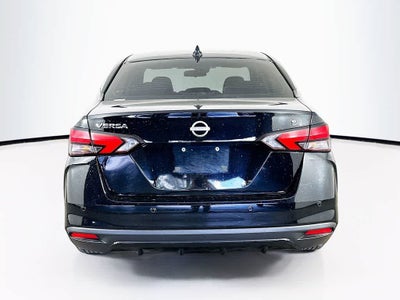 2023 Nissan Versa SV