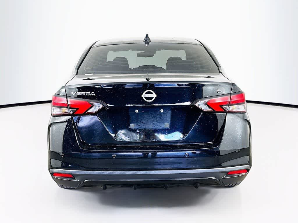 2023 Nissan Versa SV