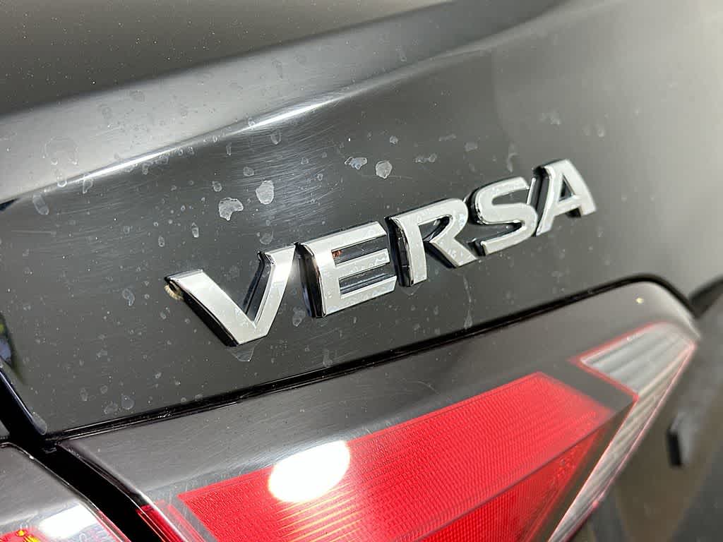 2023 Nissan Versa SV