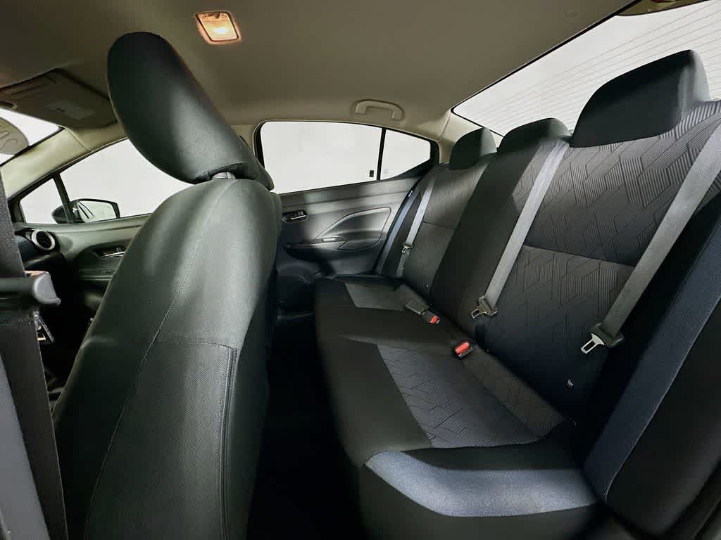 2023 Nissan Versa SV