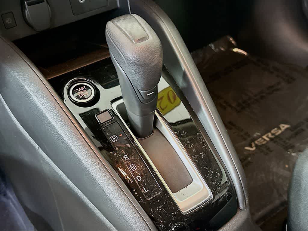 2023 Nissan Versa SV