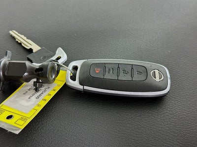 2023 Nissan Versa SV