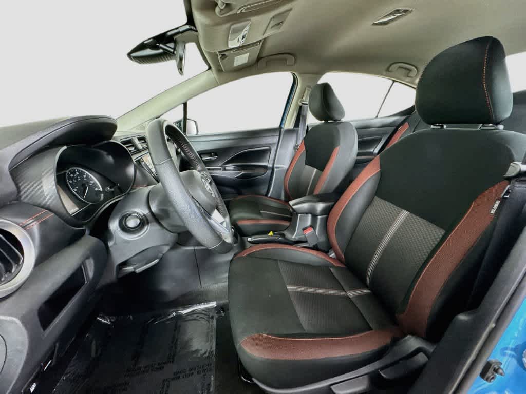 2025 Nissan Versa SR