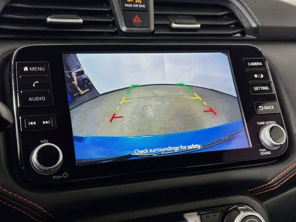 2025 Nissan Versa SR