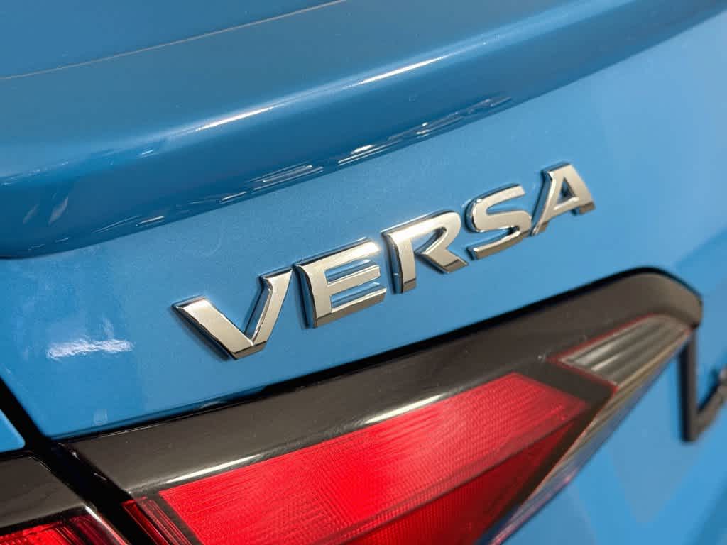 2025 Nissan Versa SR