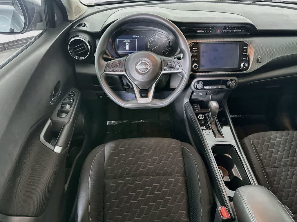 2022 Nissan Kicks SV