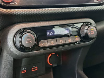 2022 Nissan Kicks SV
