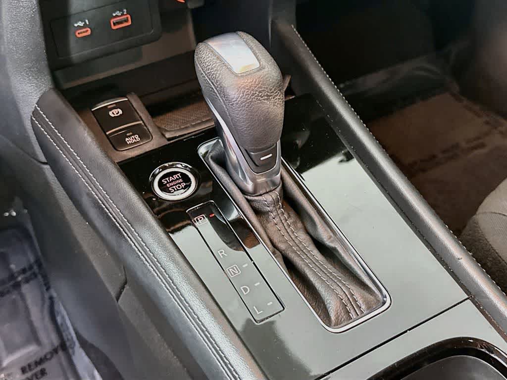 2022 Nissan Kicks SV