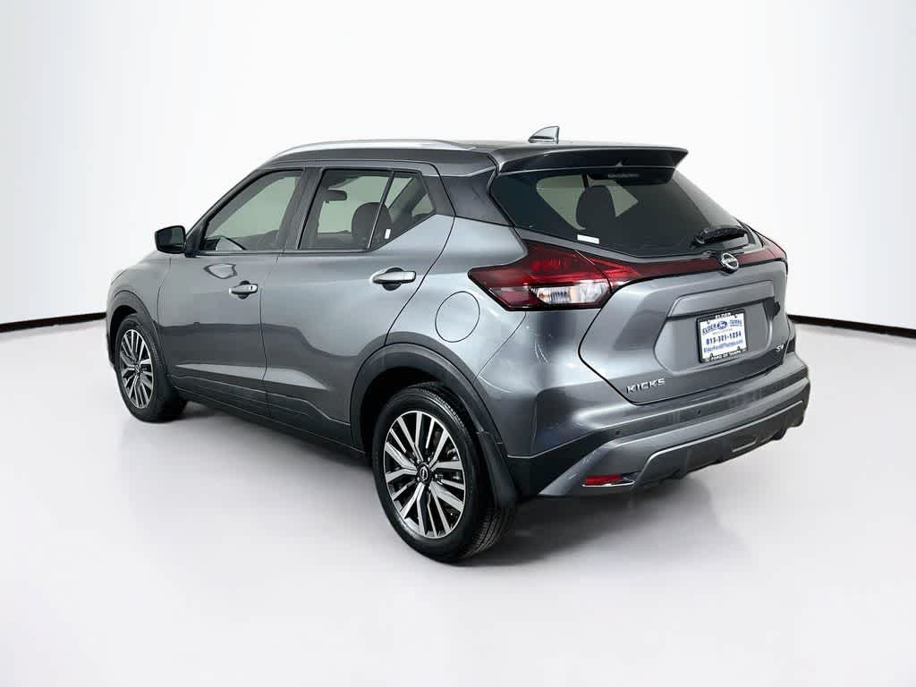 2022 Nissan Kicks SV