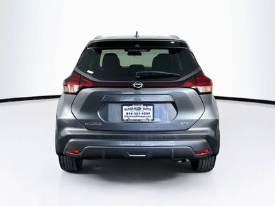 2022 Nissan Kicks SV