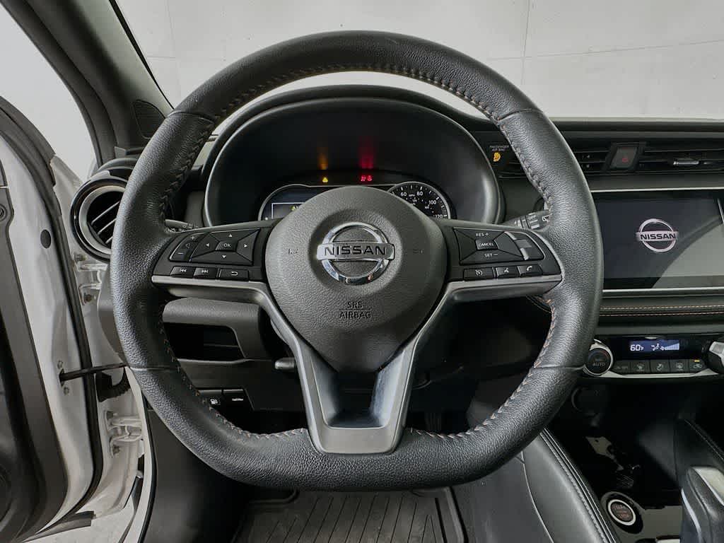 2020 Nissan Kicks SR