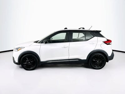 2020 Nissan Kicks SR