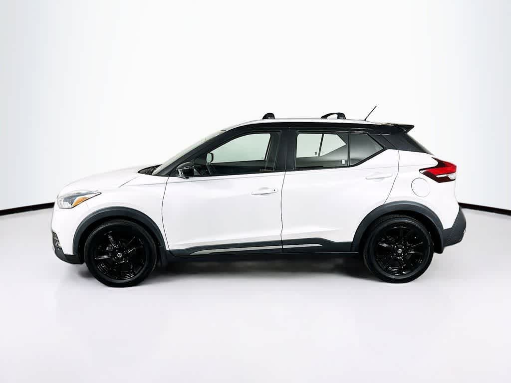 2020 Nissan Kicks SR