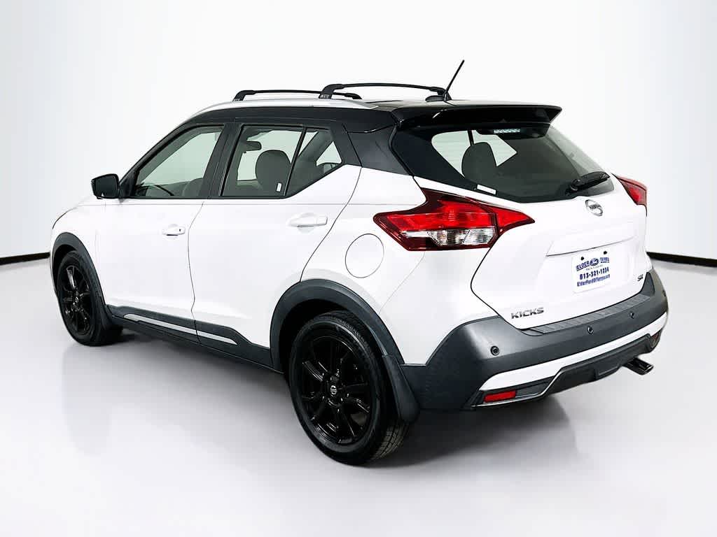 2020 Nissan Kicks SR