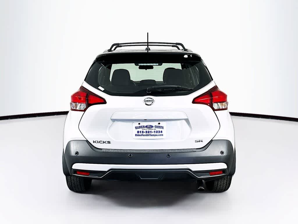 2020 Nissan Kicks SR