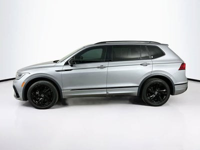 2023 Volkswagen Tiguan SE R-Line Black