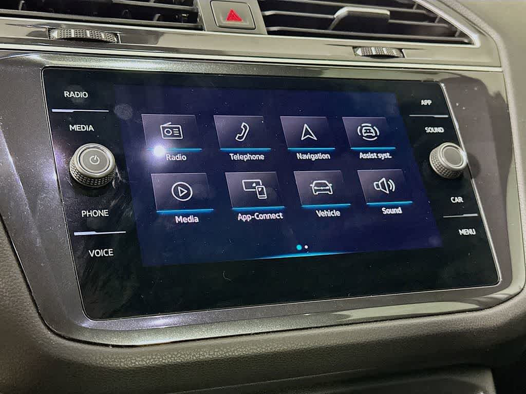 2024 Volkswagen Tiguan SE R-Line Black