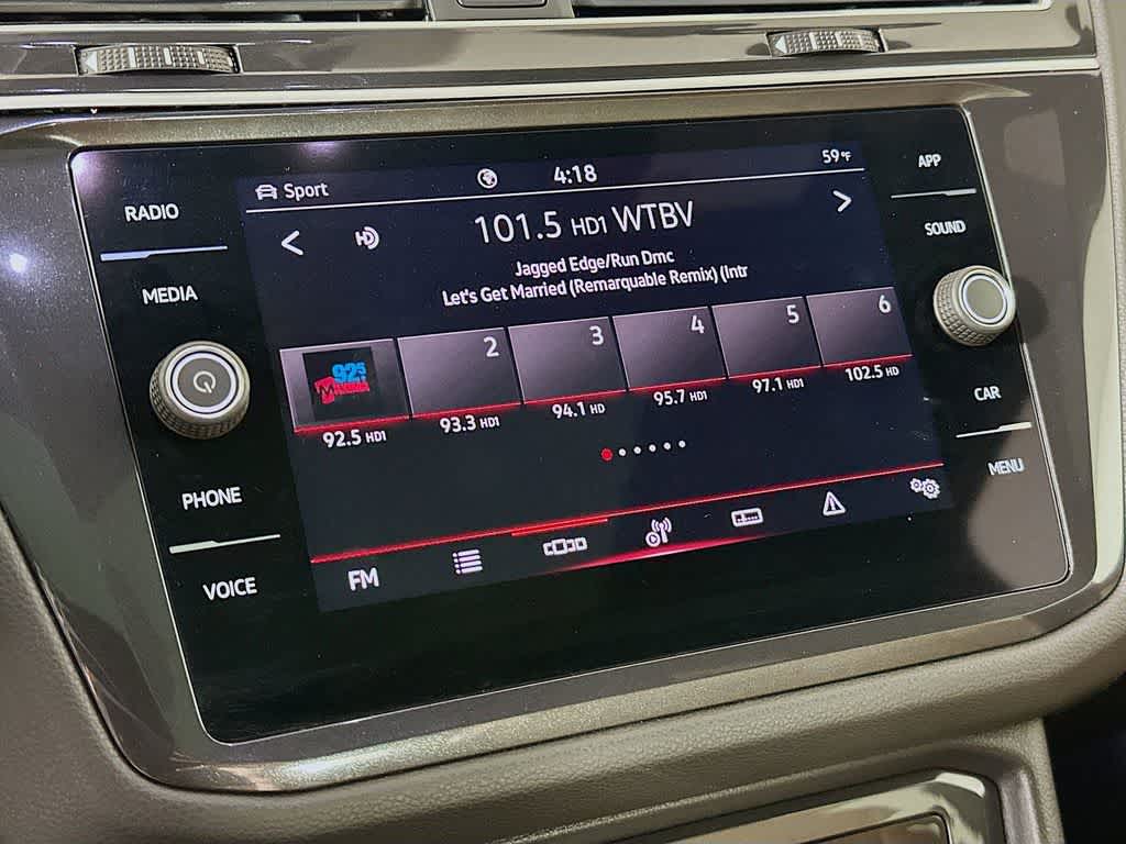 2024 Volkswagen Tiguan SE R-Line Black