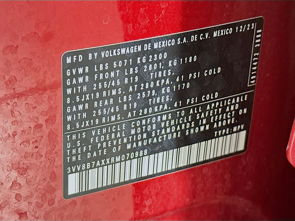 2024 Volkswagen Tiguan SE R-Line Black