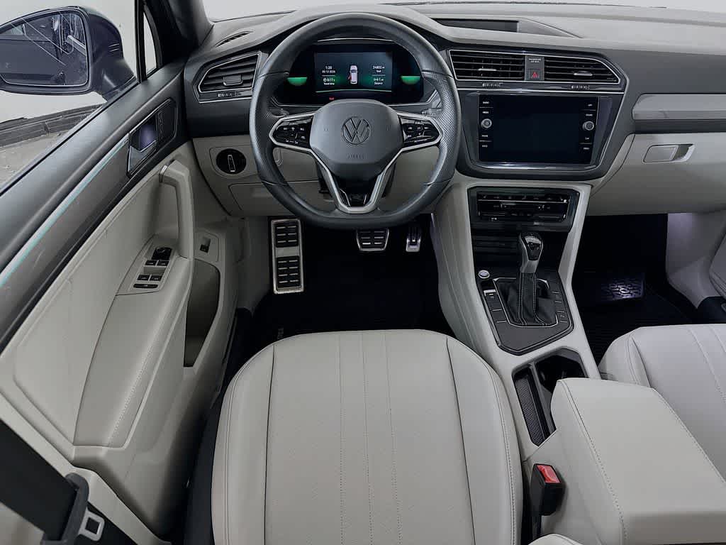 2022 Volkswagen Tiguan SE R-Line Black