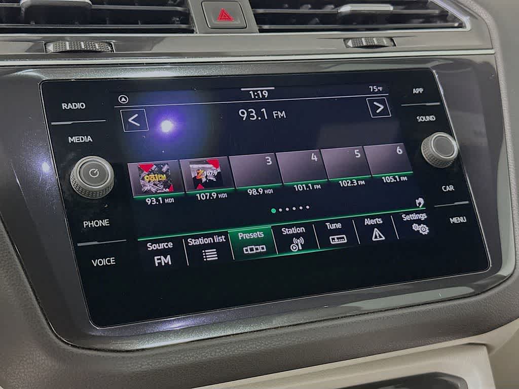 2022 Volkswagen Tiguan SE R-Line Black