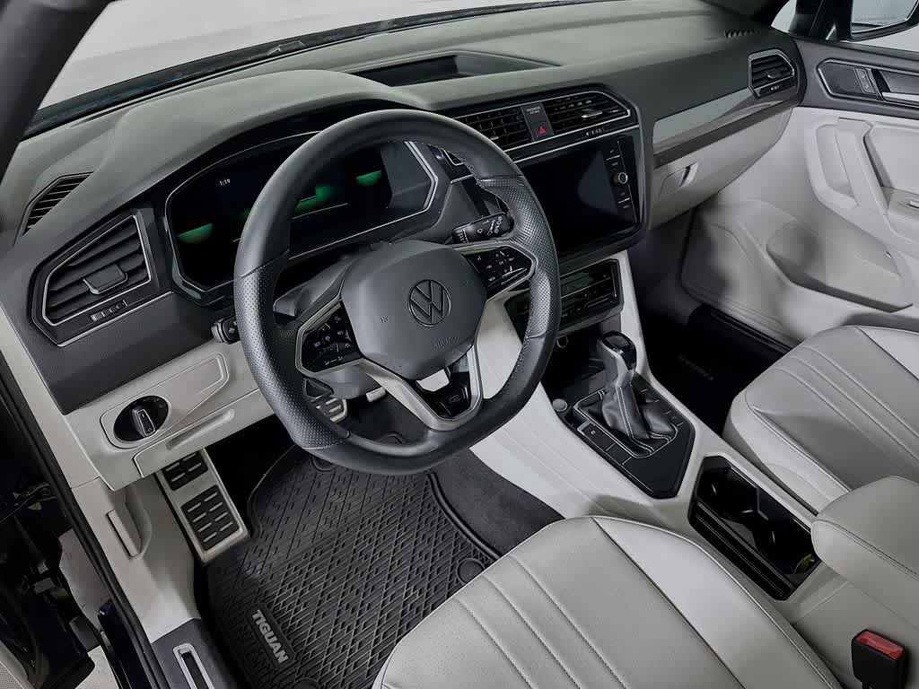 2022 Volkswagen Tiguan SE R-Line Black