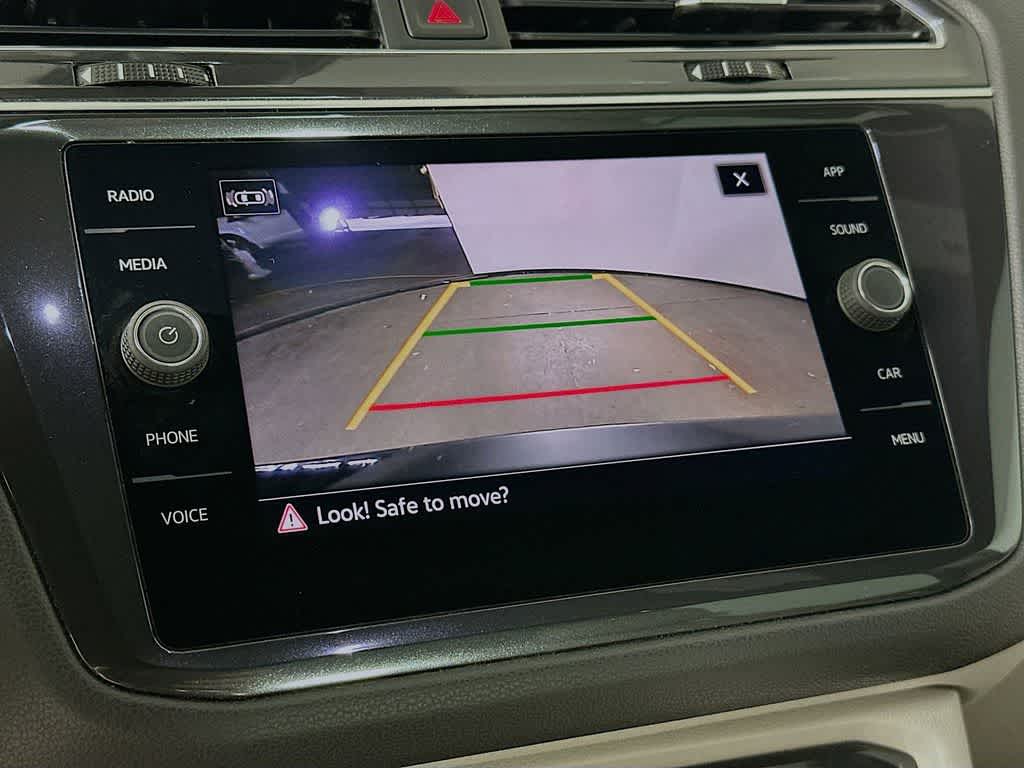2022 Volkswagen Tiguan SE R-Line Black