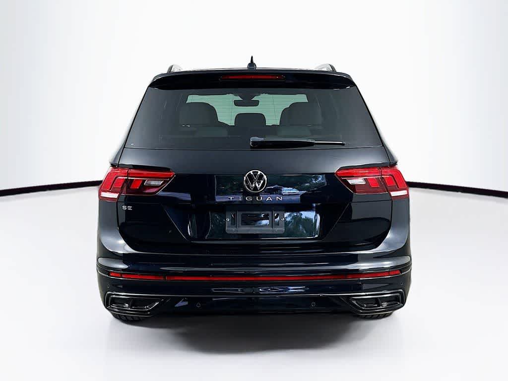 2022 Volkswagen Tiguan SE R-Line Black