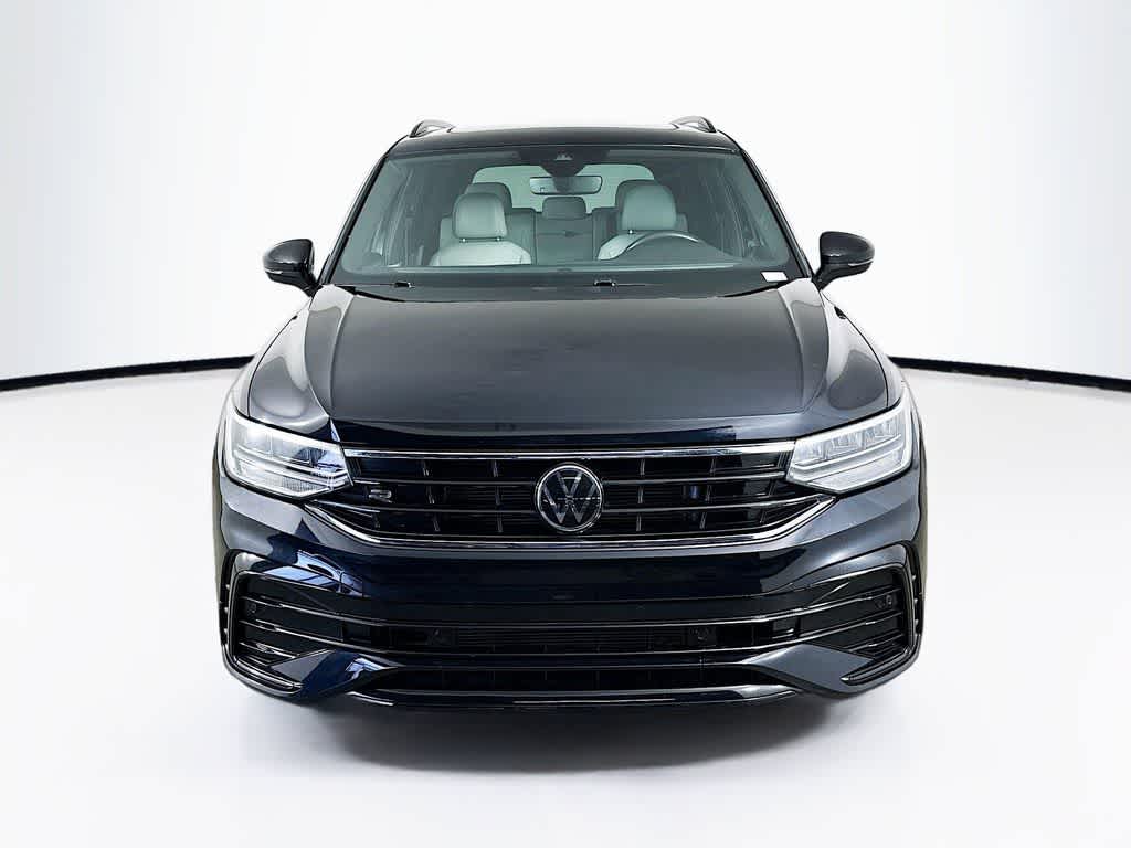 2022 Volkswagen Tiguan SE R-Line Black