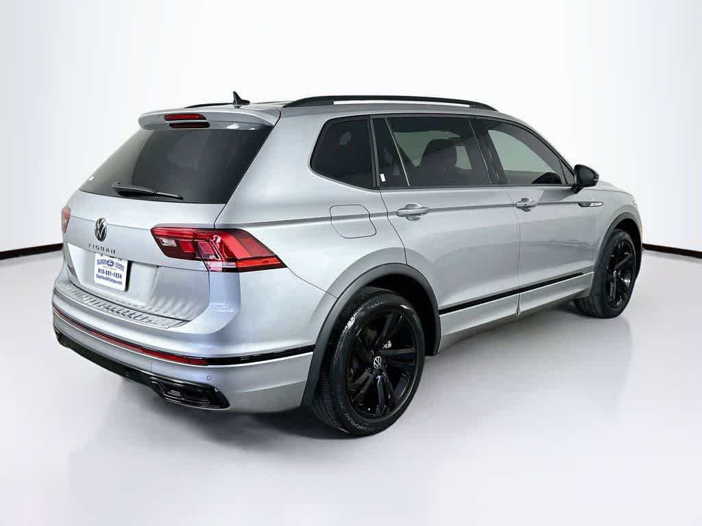 2023 Volkswagen Tiguan SE R-Line Black