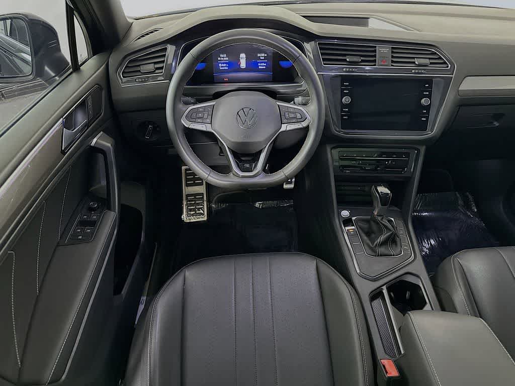 2023 Volkswagen Tiguan SE R-Line Black