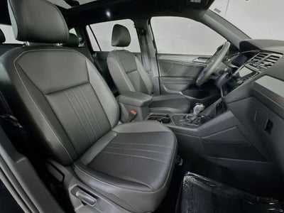 2023 Volkswagen Tiguan SE R-Line Black