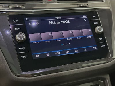 2023 Volkswagen Tiguan SE R-Line Black