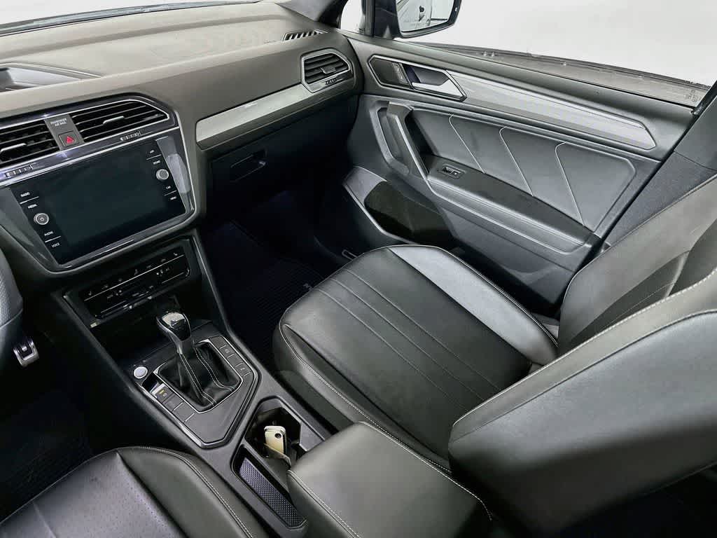 2022 Volkswagen Tiguan SE R-Line Black