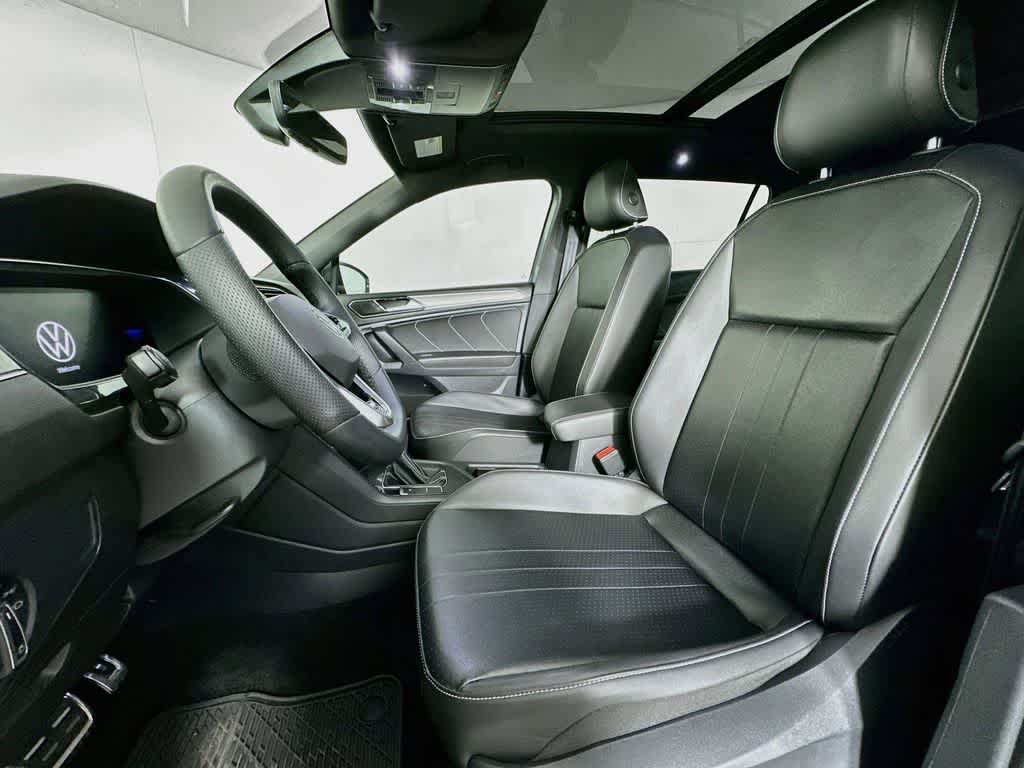 2022 Volkswagen Tiguan SE R-Line Black