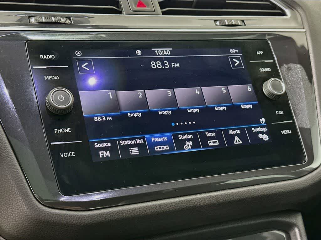 2022 Volkswagen Tiguan SE R-Line Black