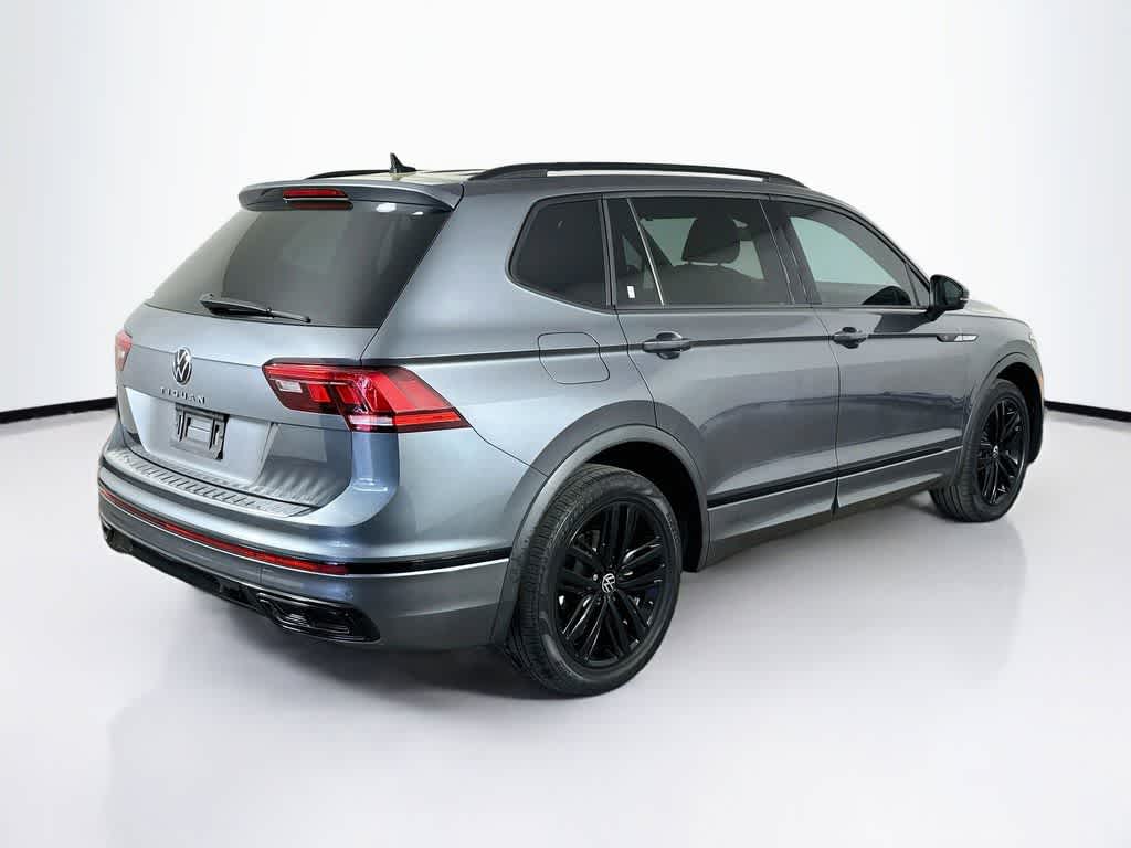 2022 Volkswagen Tiguan SE R-Line Black