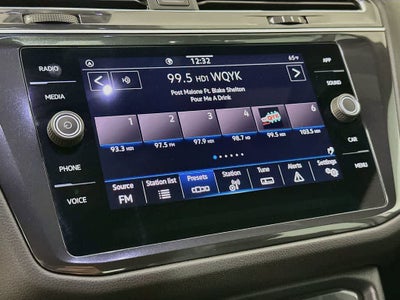 2023 Volkswagen Tiguan SE R-Line Black