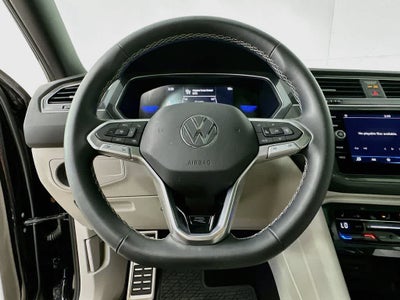 2023 Volkswagen Tiguan SE R-Line Black