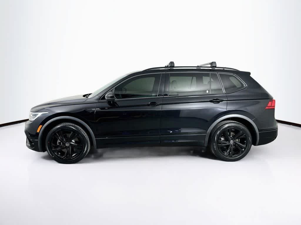 2023 Volkswagen Tiguan SE R-Line Black