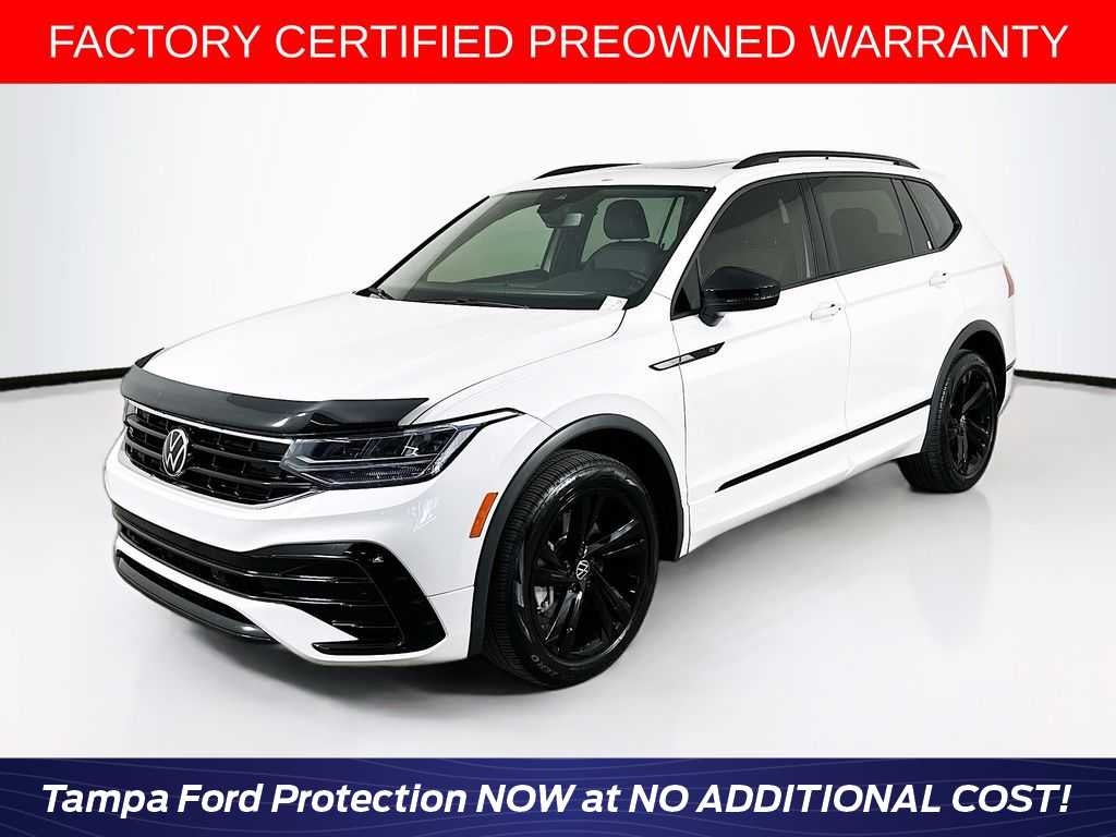 2023 Volkswagen Tiguan SE R-Line Black