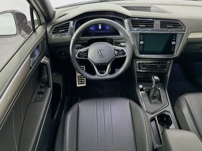 2023 Volkswagen Tiguan SE R-Line Black